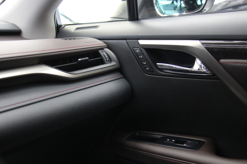 Lexus Rx450 Head-Up/Distronic/Обдухване/Kamera360, снимка 16 - Автомобили и джипове - 42769522