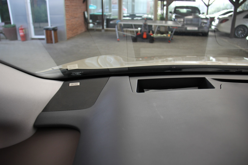Lexus Rx450 Head-Up/Distronic/Обдухване/Kamera360, снимка 17 - Автомобили и джипове - 42769522