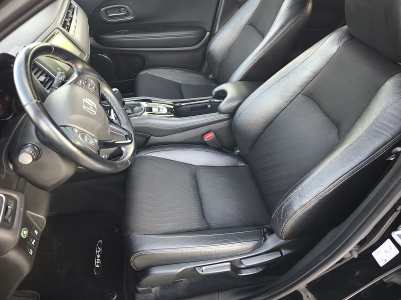 Honda Hr-v 1.5i EXCLUSIVE FACE FULL SERVICE IN HONDA , снимка 7 - Автомобили и джипове - 52249165