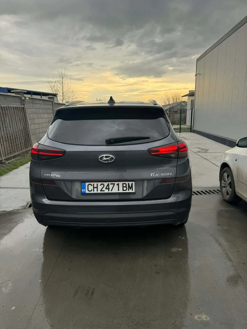 Hyundai Tucson, снимка 3 - Автомобили и джипове - 53181695