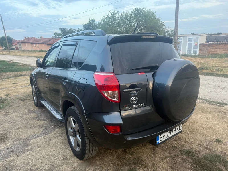 Toyota Rav4 2.2 dcat, снимка 6 - Автомобили и джипове - 53207646