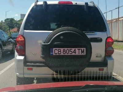 Jeep Cherokee 2.5  CRD - изображение 3