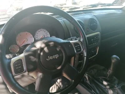 Jeep Cherokee 2.5  CRD - изображение 4