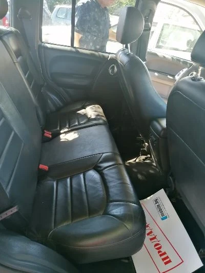 Jeep Cherokee 2.5  CRD - изображение 5