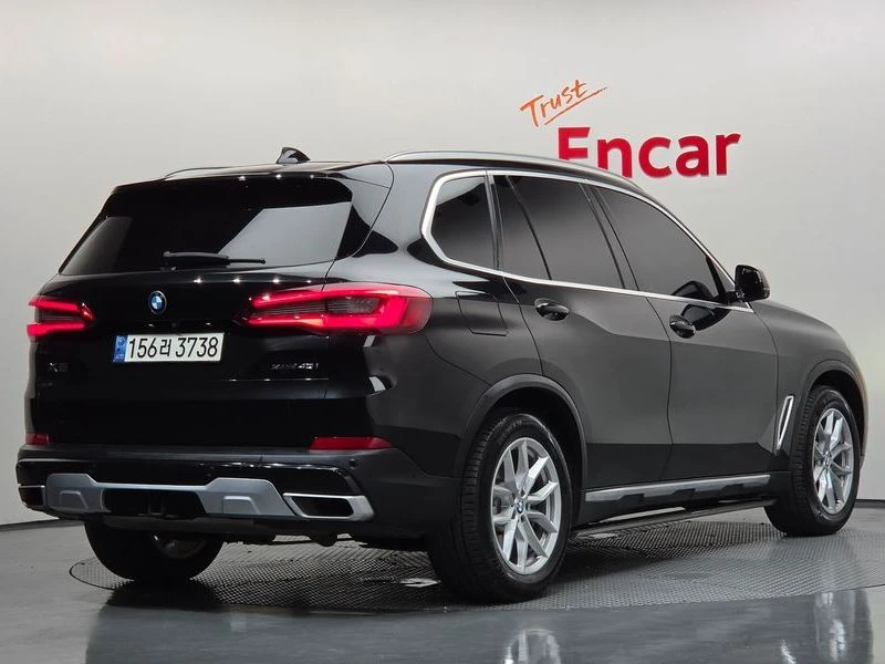 BMW X5 xDrive 40i xLine| 335к.с.| ВКЛ.ТЕХНОТЕСТ, снимка 2 - Автомобили и джипове - 55582261