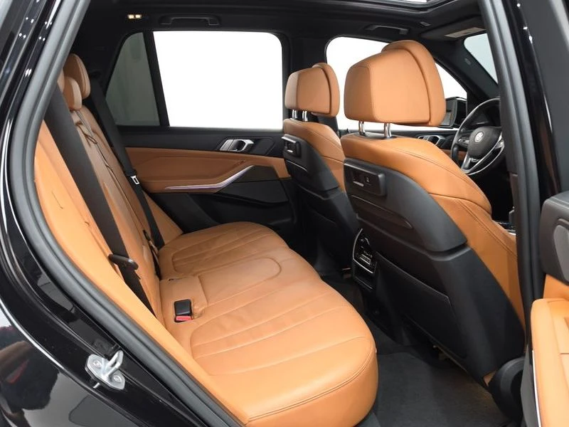 BMW X5 xDrive 40i xLine| 335к.с.| ВКЛ.ТЕХНОТЕСТ, снимка 11 - Автомобили и джипове - 55582261