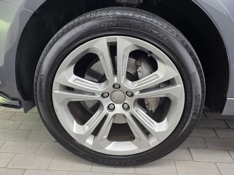 Audi Q5 3.0 TDI Quattro - САМО 30% АВАНС , снимка 5 - Автомобили и джипове - 56007927