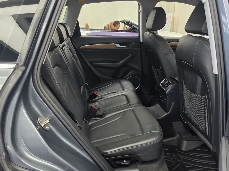 Audi Q5 3.0 TDI Quattro - САМО 30% АВАНС , снимка 12 - Автомобили и джипове - 56007927
