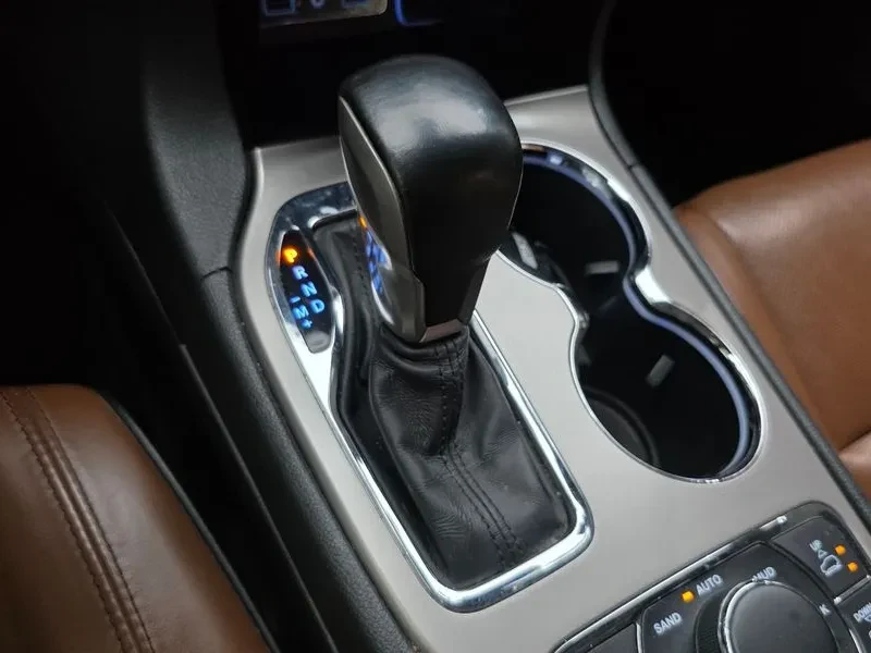 Jeep Grand cherokee 3.6 Overland/ �����/ DIST/ ���������/ ������/ ���� | Mobile.bg � ����������� 9
