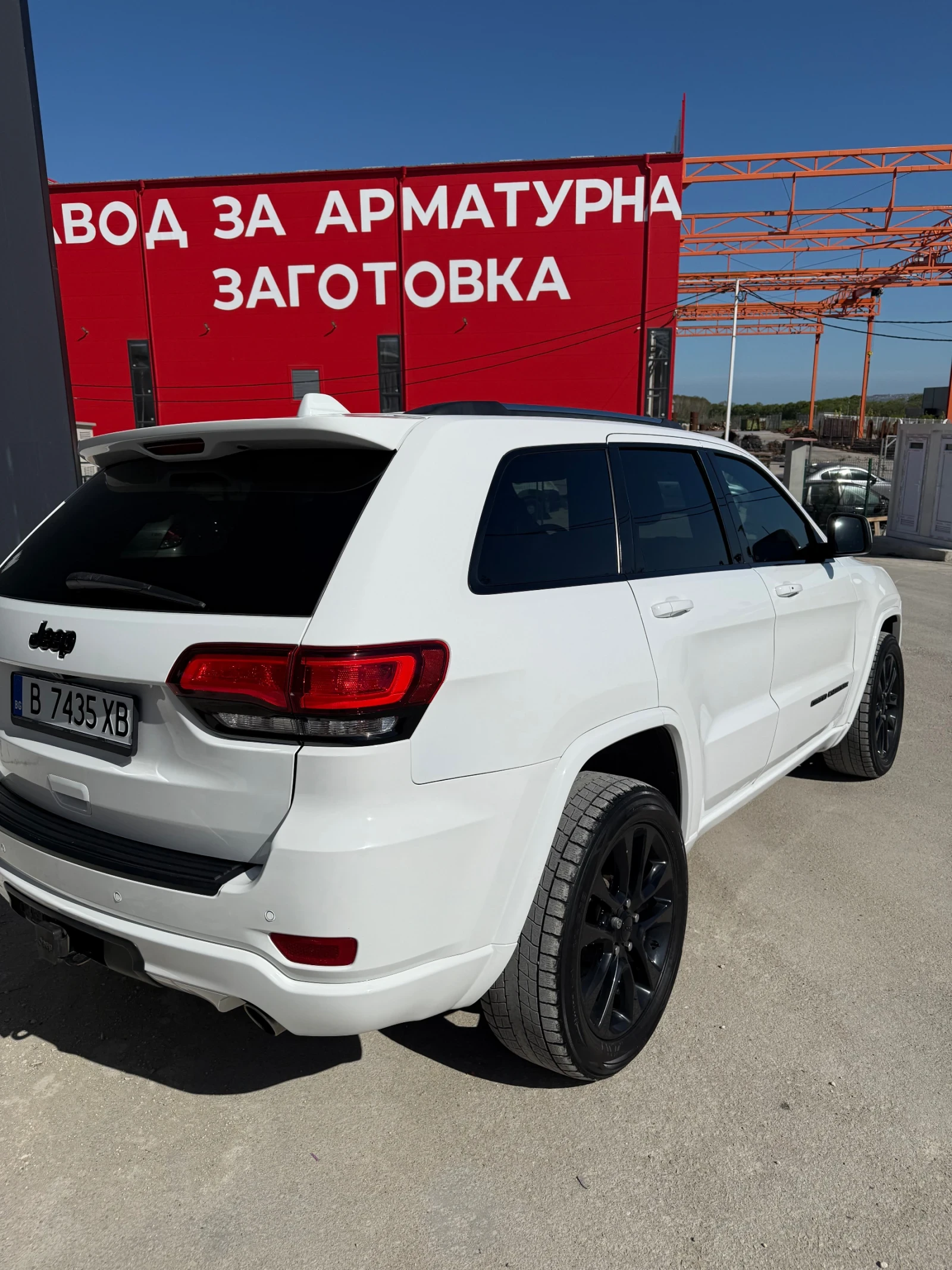 Jeep Grand cherokee WK2 - изображение 4