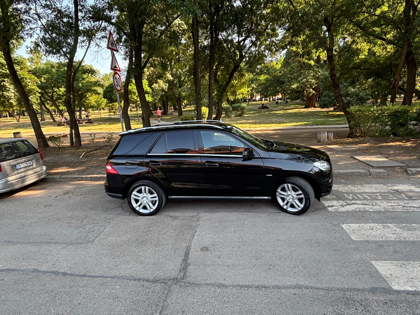 Mercedes-Benz ML 350  - изображение 3