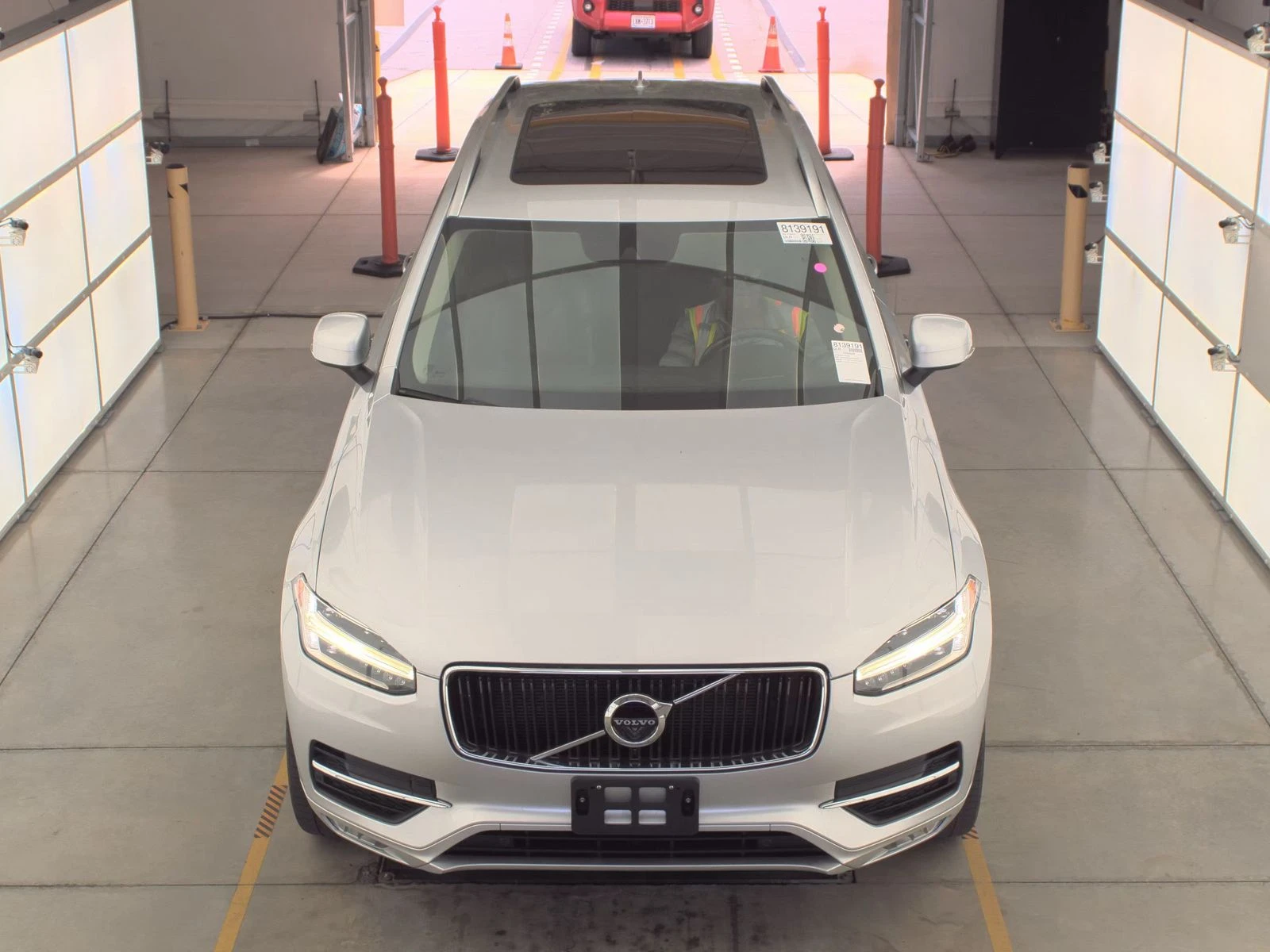 Volvo Xc90 MOMENTUM* ДИГИТАЛНО* ТАБЛО* САМОПАРКИРАНЕ* МЪРТВА* - изображение 5