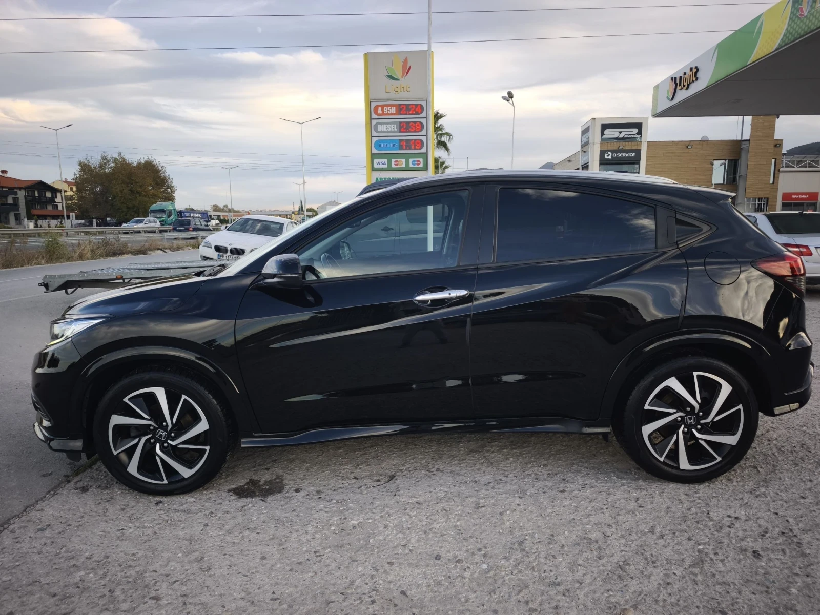 Honda Hr-v 1.5i EXCLUSIVE FACE FULL SERVICE IN HONDA  - изображение 6