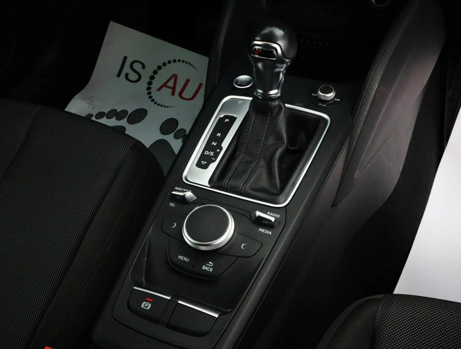 Audi Q2 1.6TDI/Stronic/PDC/Drive Select/Isofix/, снимка 12 - Автомобили и джипове - 54519624