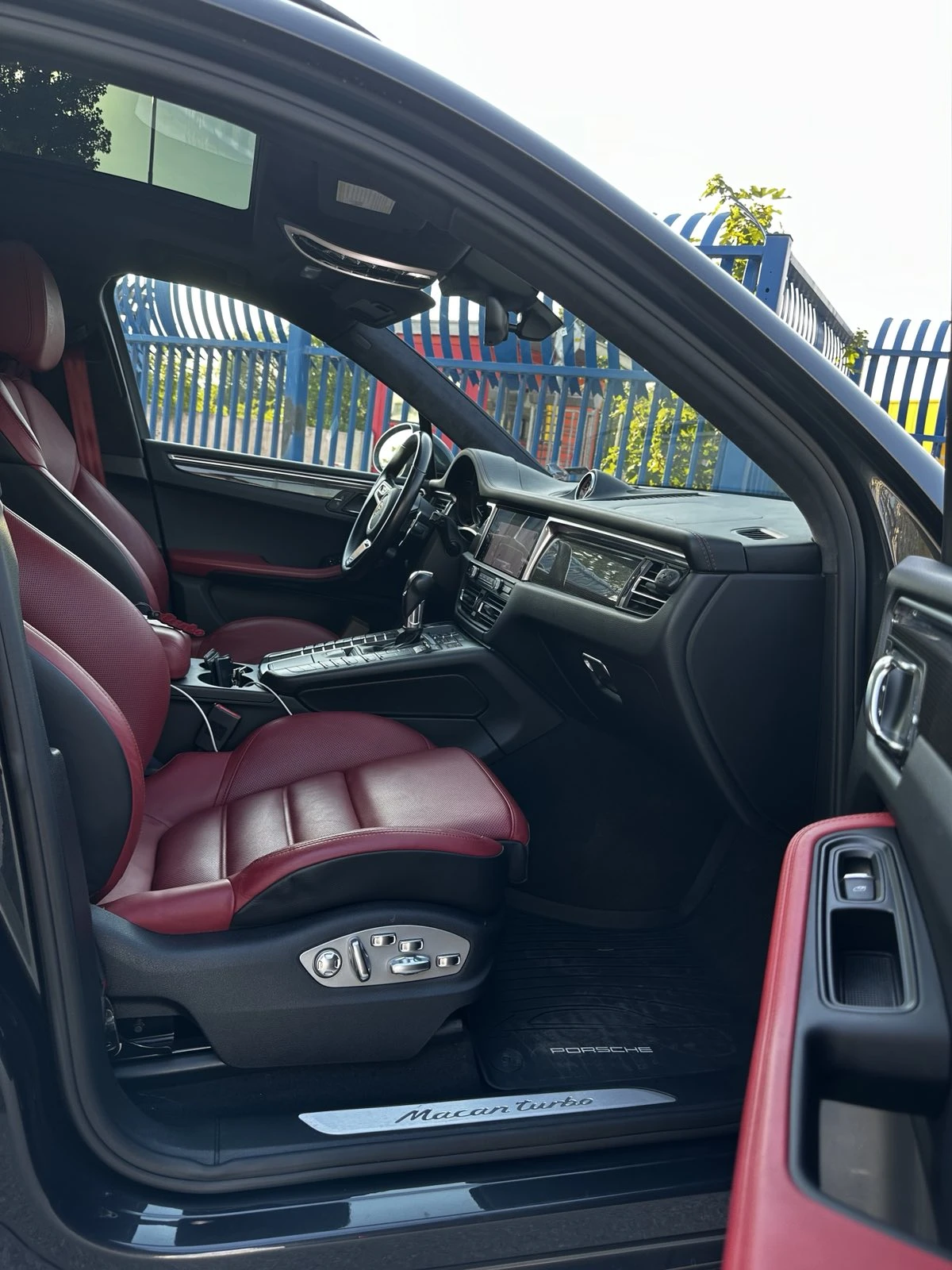 Porsche Macan Porsche Macan Turbo | PSCB | Sport Chrono | PASM |, снимка 7 - Автомобили и джипове - 54692022