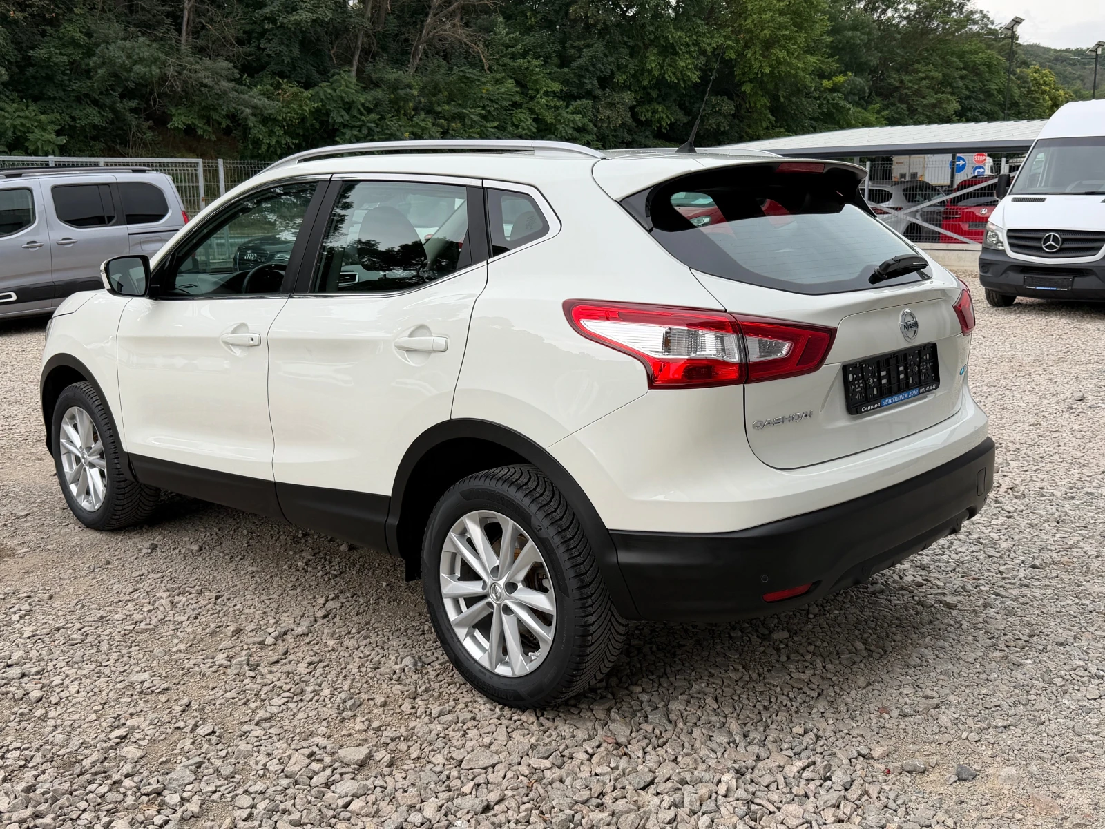 Nissan Qashqai 1.5DCI* TOP* EVRO6, снимка 6 - Автомобили и джипове - 55149060