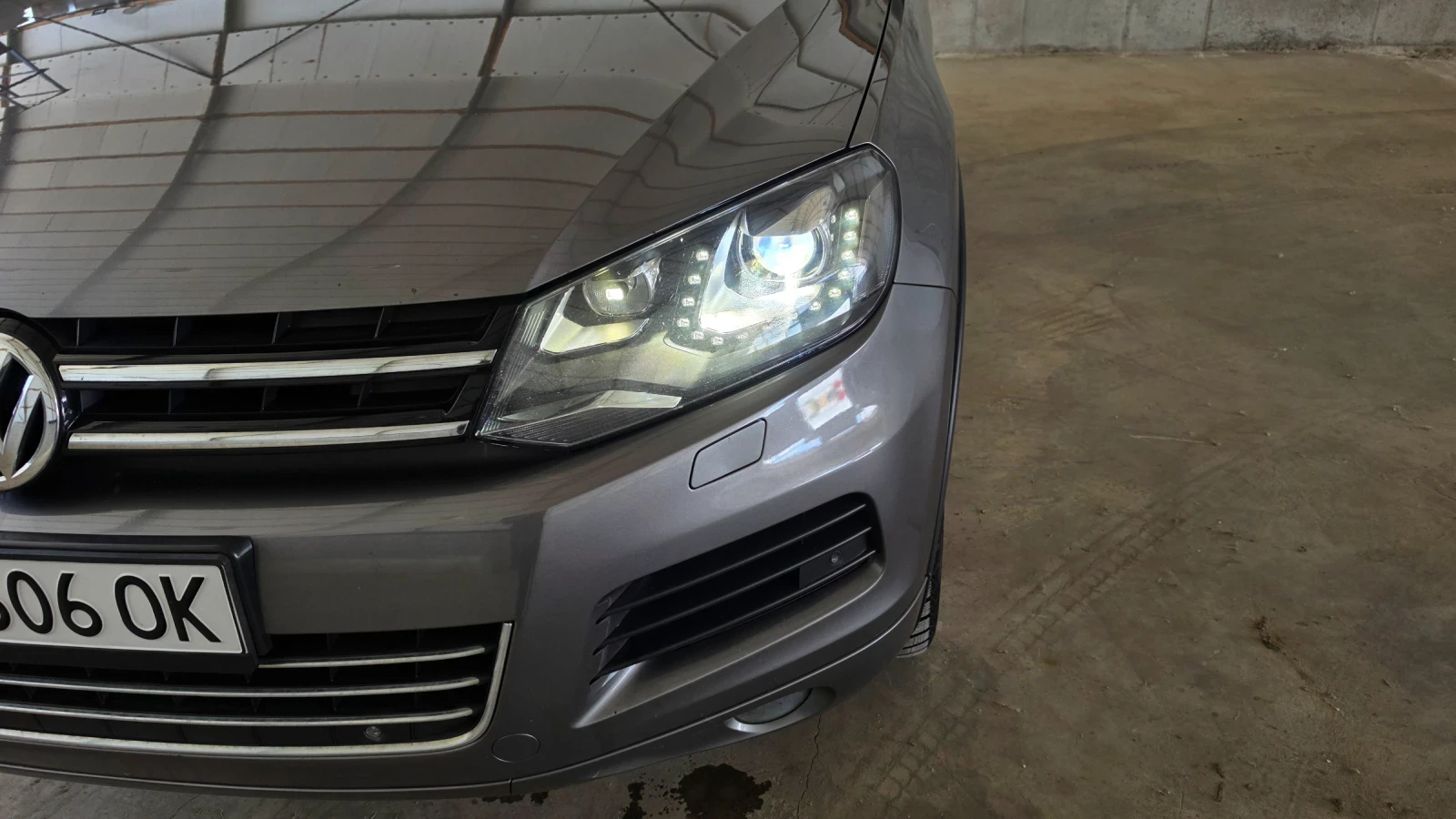 VW Touareg 3.0TDI 245h.p. УНИКАЛЕН на пружини, снимка 7 - Автомобили и джипове - 55252786