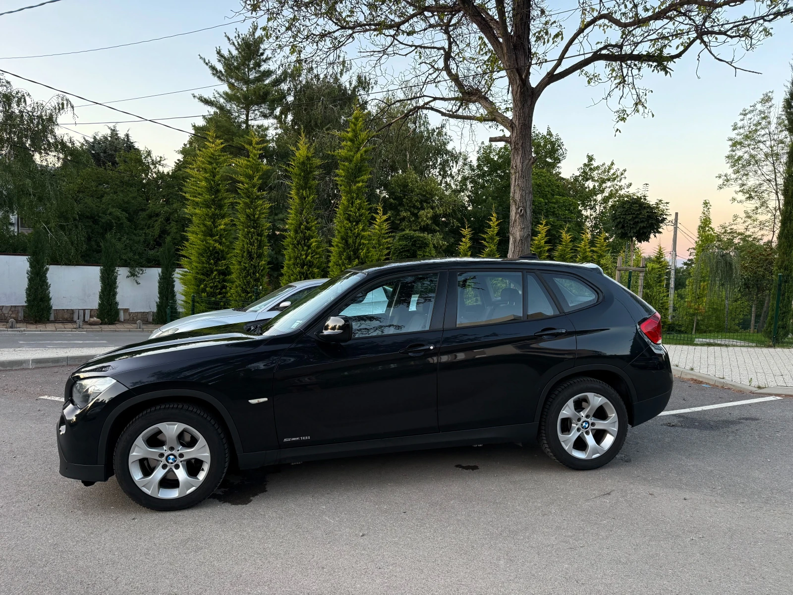 BMW X1, снимка 3 - Автомобили и джипове - 55513349