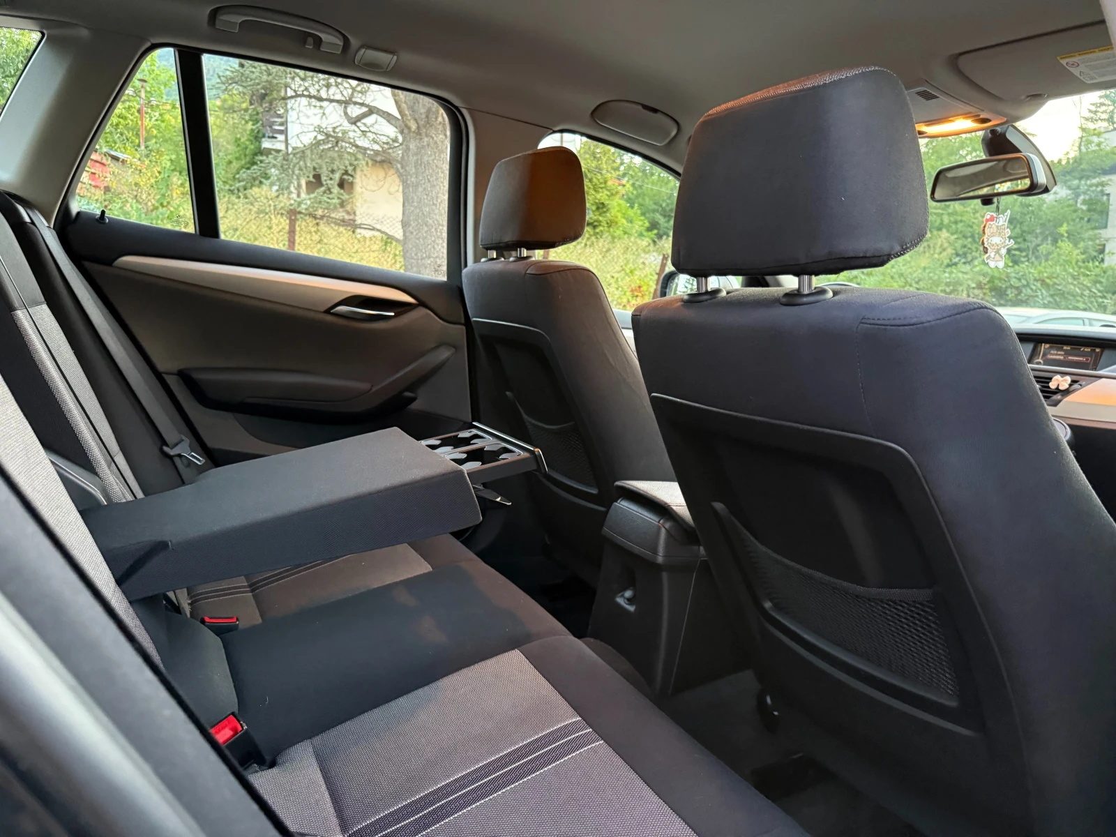 BMW X1, снимка 16 - Автомобили и джипове - 55513349