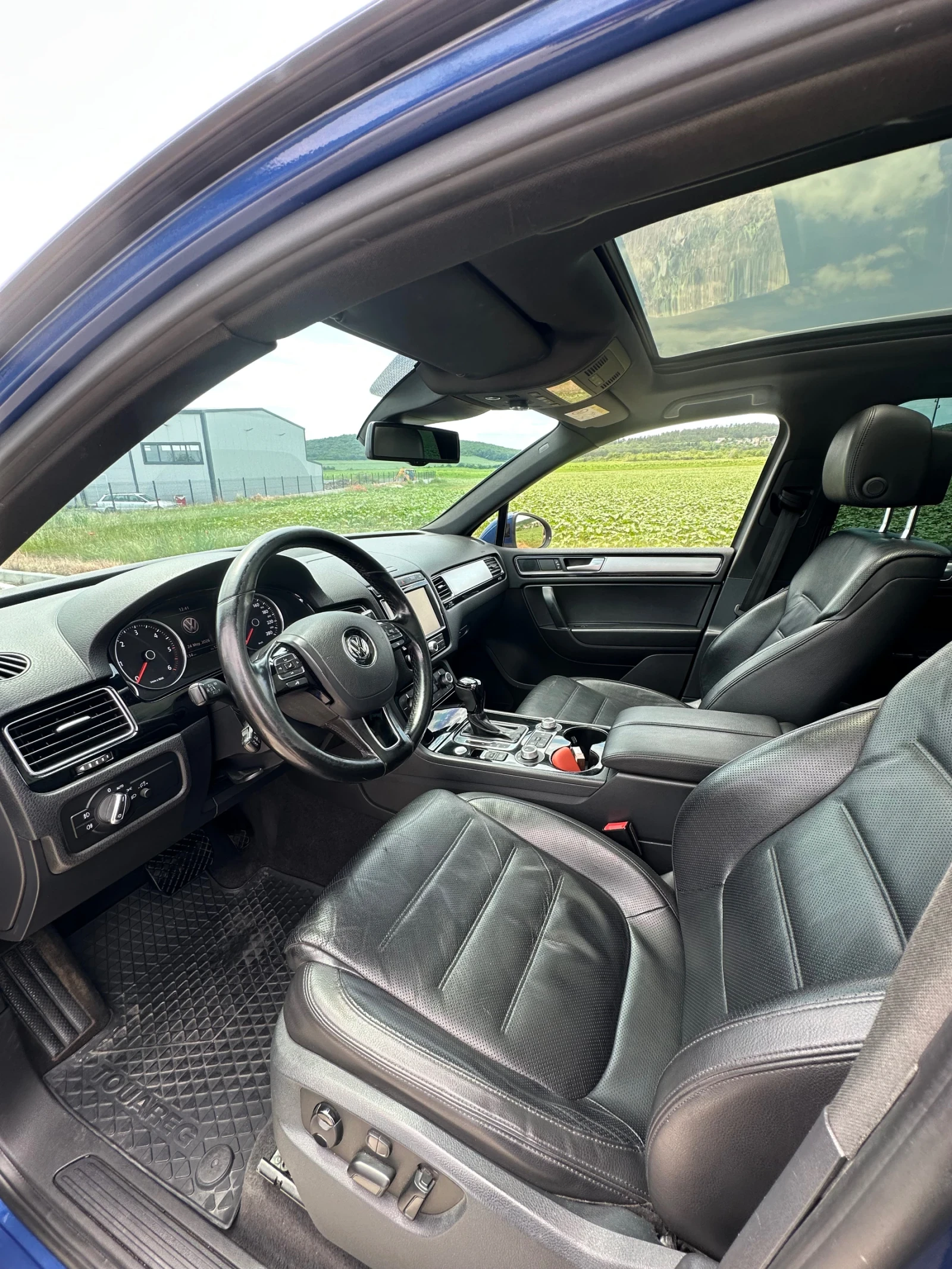 VW Touareg FL 3.0 V6 TDI SCR BMT, снимка 9 - Автомобили и джипове - 55906257