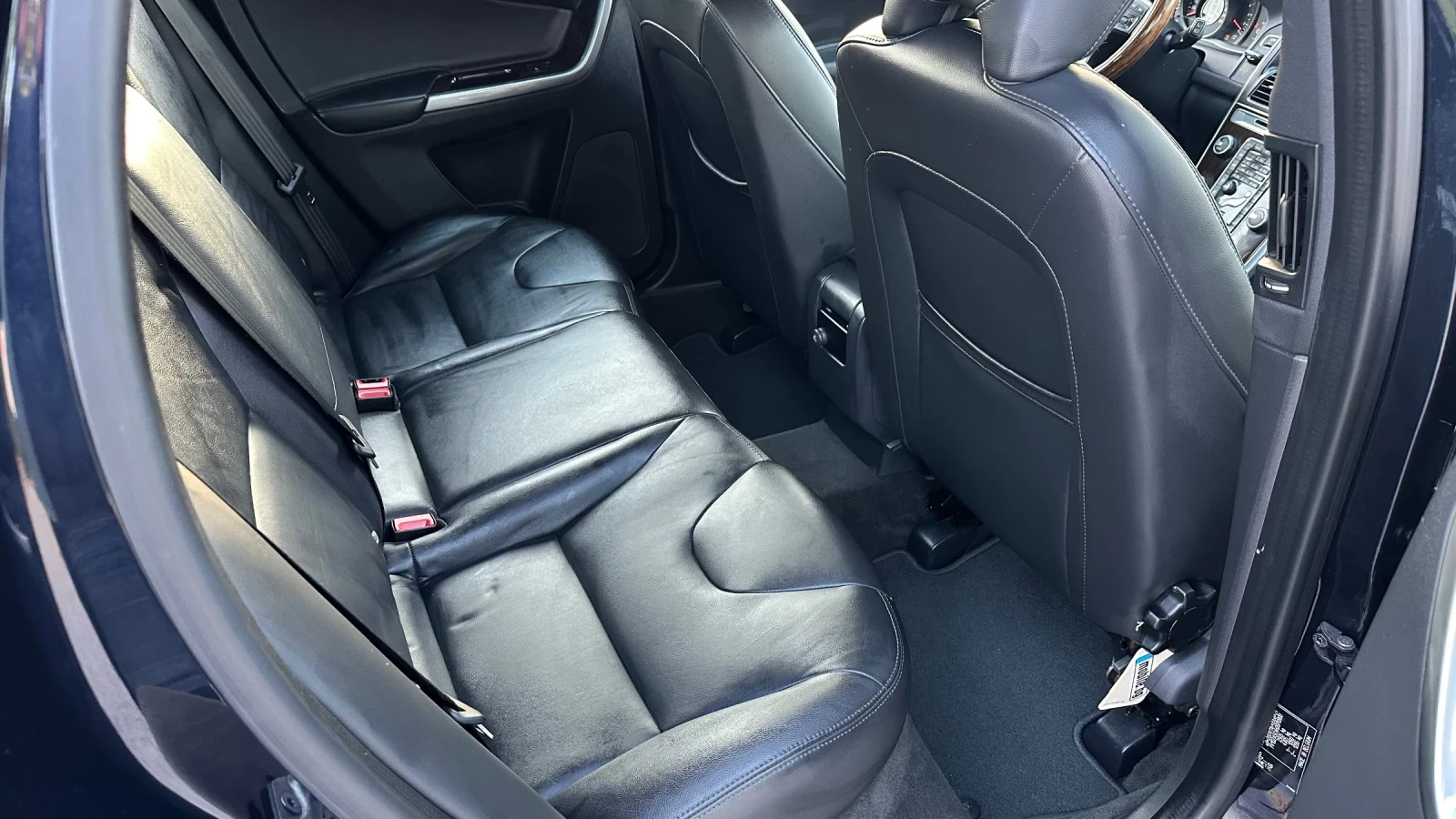Volvo XC60 2.4d5-face-�����-4�4 ���� 6 | Mobile.bg � ����������� 10