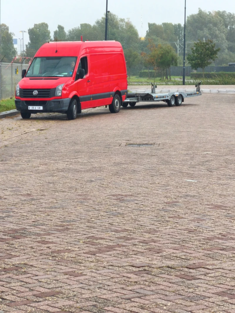 VW Crafter 2.0TDI 2015г., снимка 11 - Бусове и автобуси - 52657170