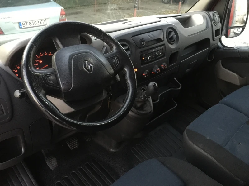 Renault Master, снимка 8 - Бусове и автобуси - 53235614