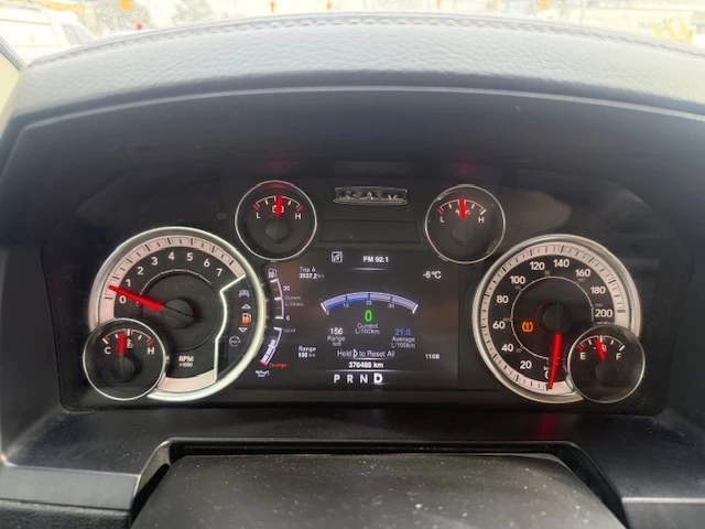 Dodge Ram 1500, снимка 17 - Камиони - 53435224