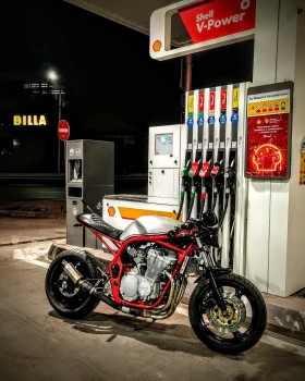     Suzuki Bandit Cafe racer 