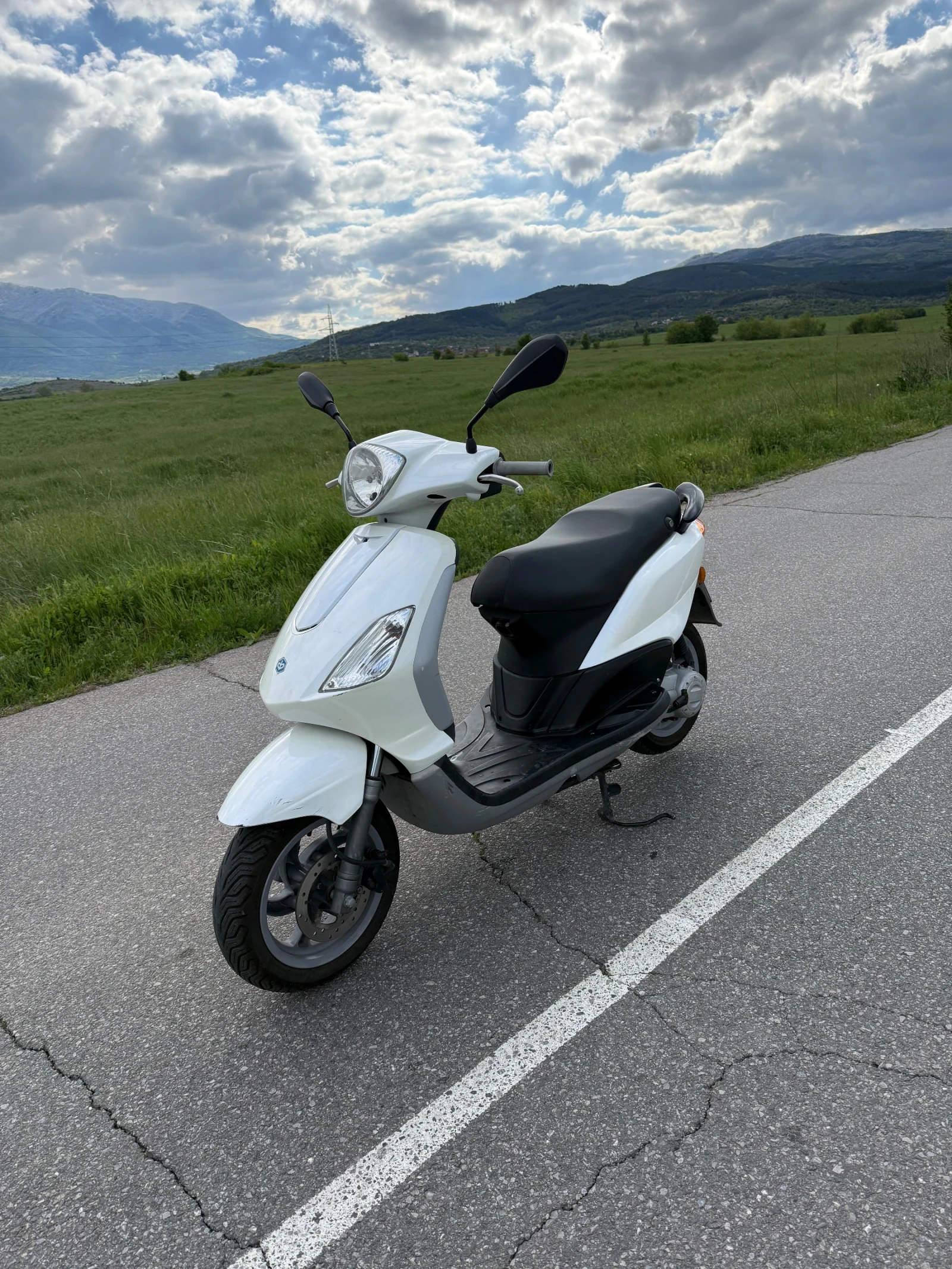 Piaggio Fly 50