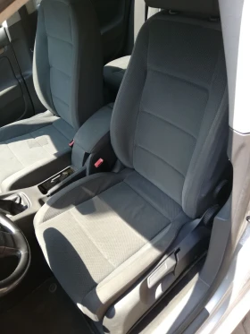 VW Golf 1.6 БЕНЗИН УНИКАТ , снимка 10