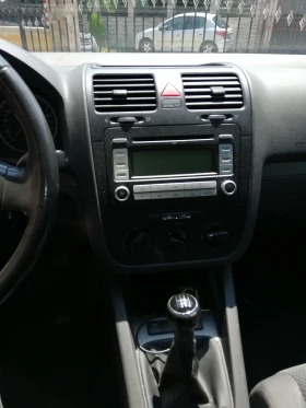 VW Golf 1.6 БЕНЗИН УНИКАТ , снимка 16
