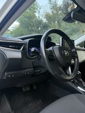 Toyota Corolla 1.8 hybrid  | Mobile.bg    15