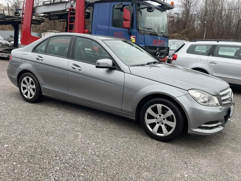 Mercedes-Benz C 180 2.2-CDI, снимка 5 - Автомобили и джипове - 39102813