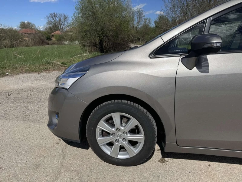 Toyota Verso, снимка 5 - Автомобили и джипове - 48326200