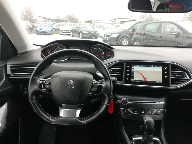 Peugeot 308 1.6HDI, Автомат, Нави, ЕВРО 6, снимка 11 - Автомобили и джипове - 49546600