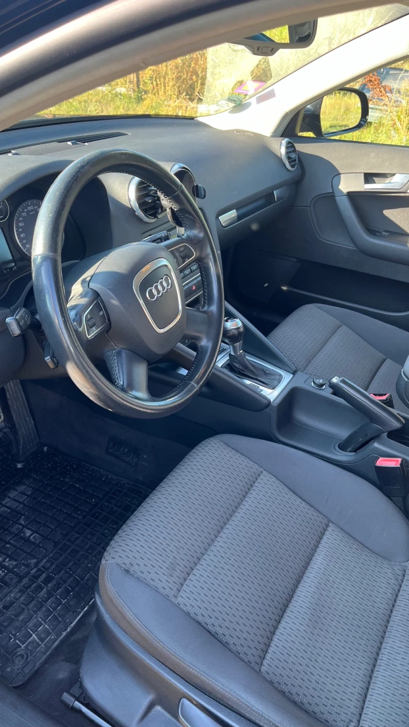 Audi A3 1.6TDI #подгрев#handsfree#, снимка 8 - Автомобили и джипове - 52474983