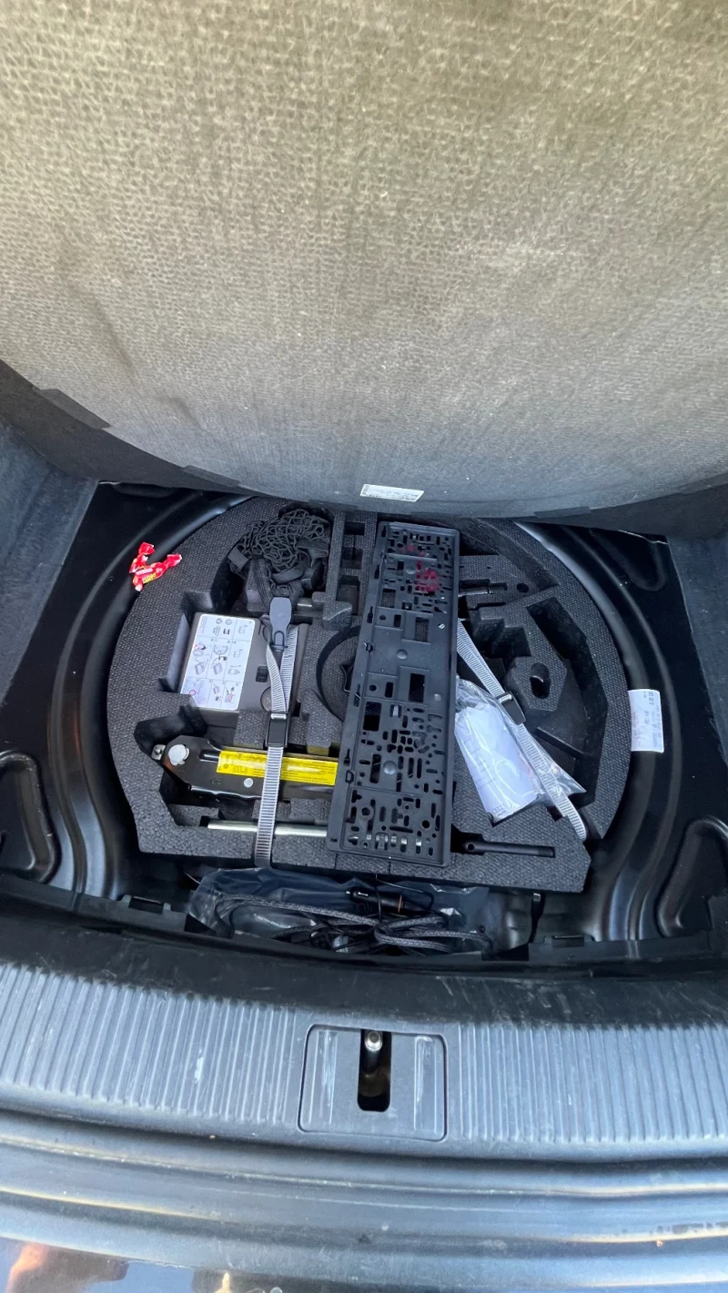 Audi A3 1.6TDI #подгрев#handsfree#, снимка 7 - Автомобили и джипове - 52474983