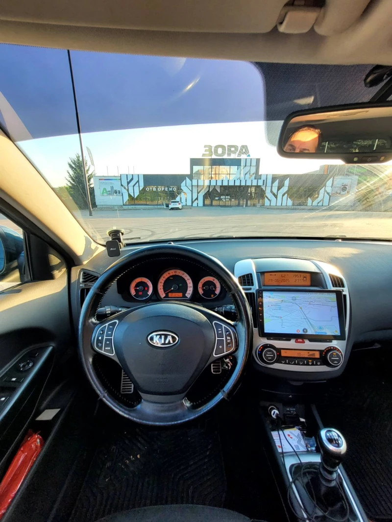 Kia Ceed, снимка 7 - Автомобили и джипове - 52704013