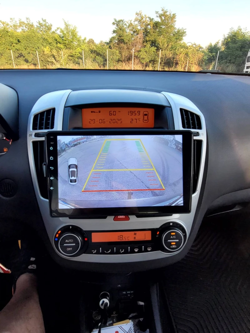 Kia Ceed, снимка 17 - Автомобили и джипове - 52704013