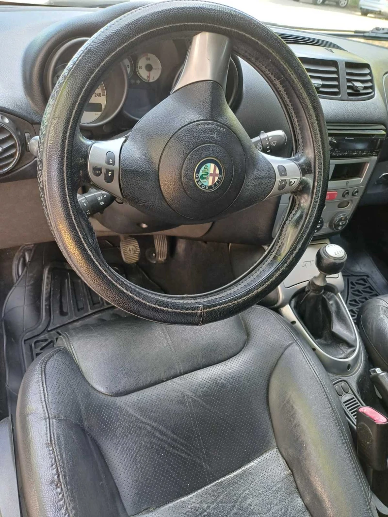Alfa Romeo Gt GT Bertone 1.9, снимка 9 - Автомобили и джипове - 51445417