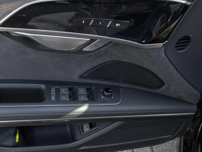 Audi A8 50 TDI/ QUATTRO/ MATRIX/ B&O/ HEAD UP/ 360/, снимка 4 - Автомобили и джипове - 51215181