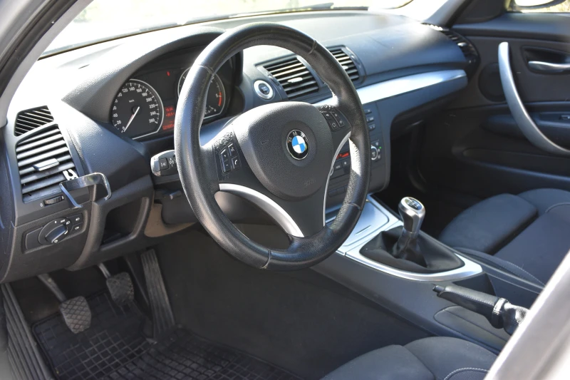 BMW 120 E87, снимка 8 - Автомобили и джипове - 52273035