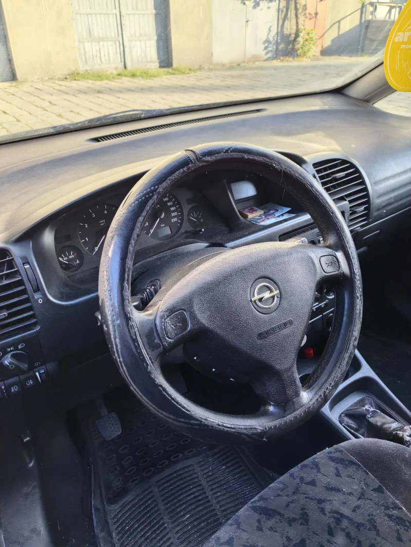 Opel Zafira, снимка 7 - Автомобили и джипове - 52000146
