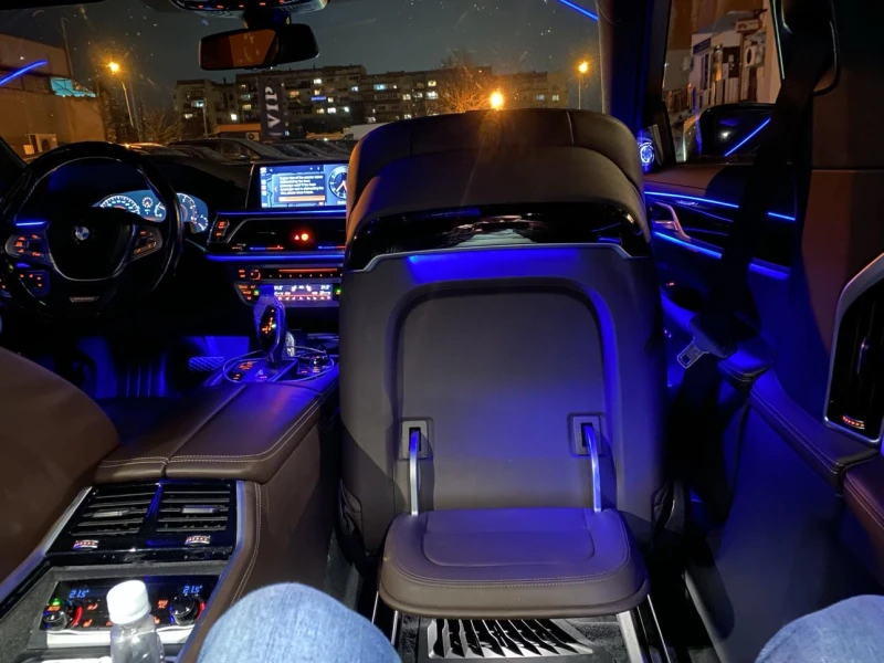 BMW 740 Individual, Long, XDrive, B&W, Laser, Sky, ЛИЗИНГ, снимка 14 - Автомобили и джипове - 52512635