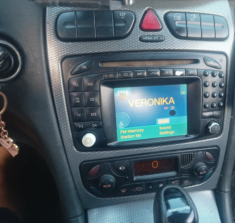 Mercedes-Benz CLK 3, 2i, снимка 5 - Автомобили и джипове - 52075767