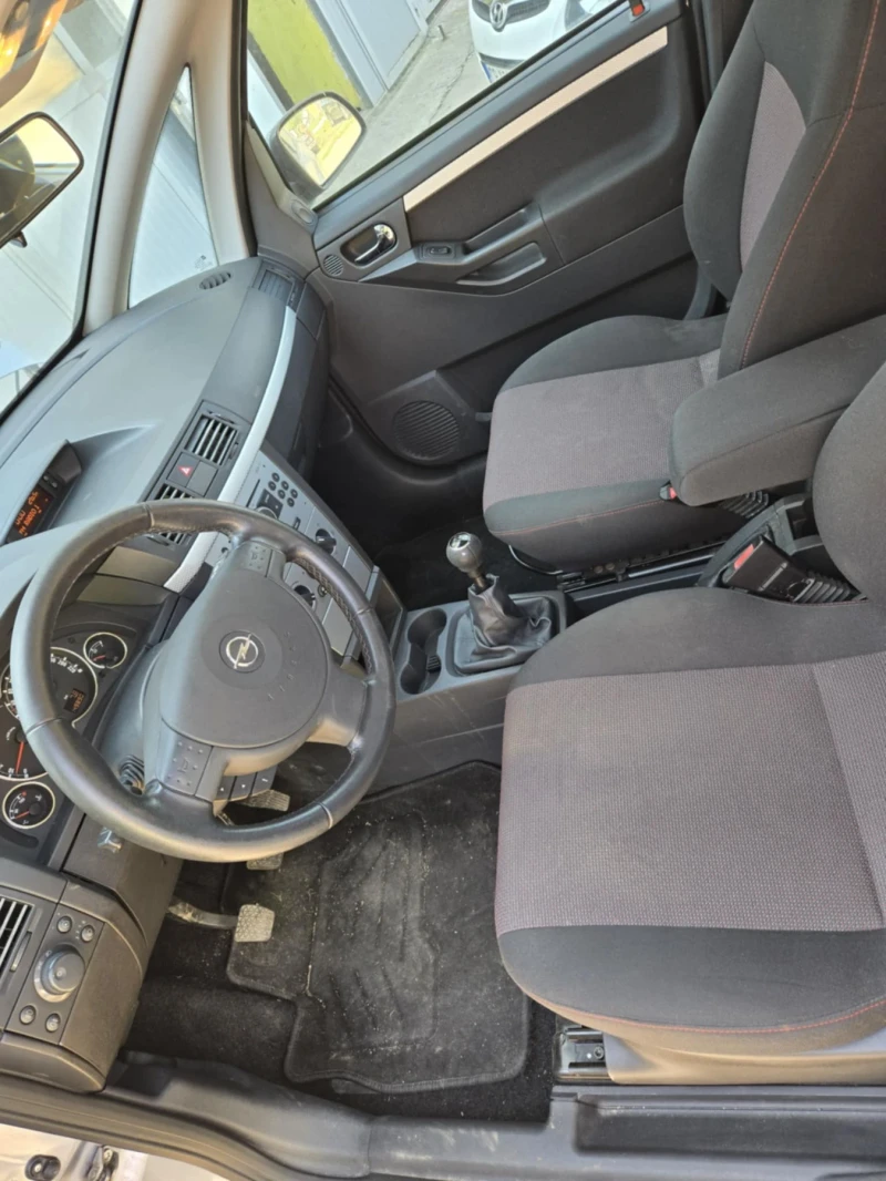Opel Meriva, снимка 4 - Автомобили и джипове - 53495273