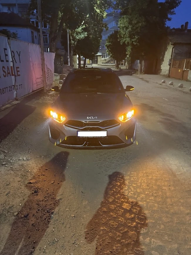 Kia Ceed GT-LINE, снимка 2 - Автомобили и джипове - 54378755
