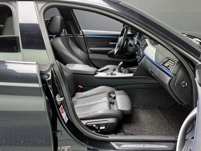BMW 324 435d xDrive M Sport GranCoupe| 313к.с.| ВКЛ.ТЕХНОТ, снимка 10 - Автомобили и джипове - 55401665