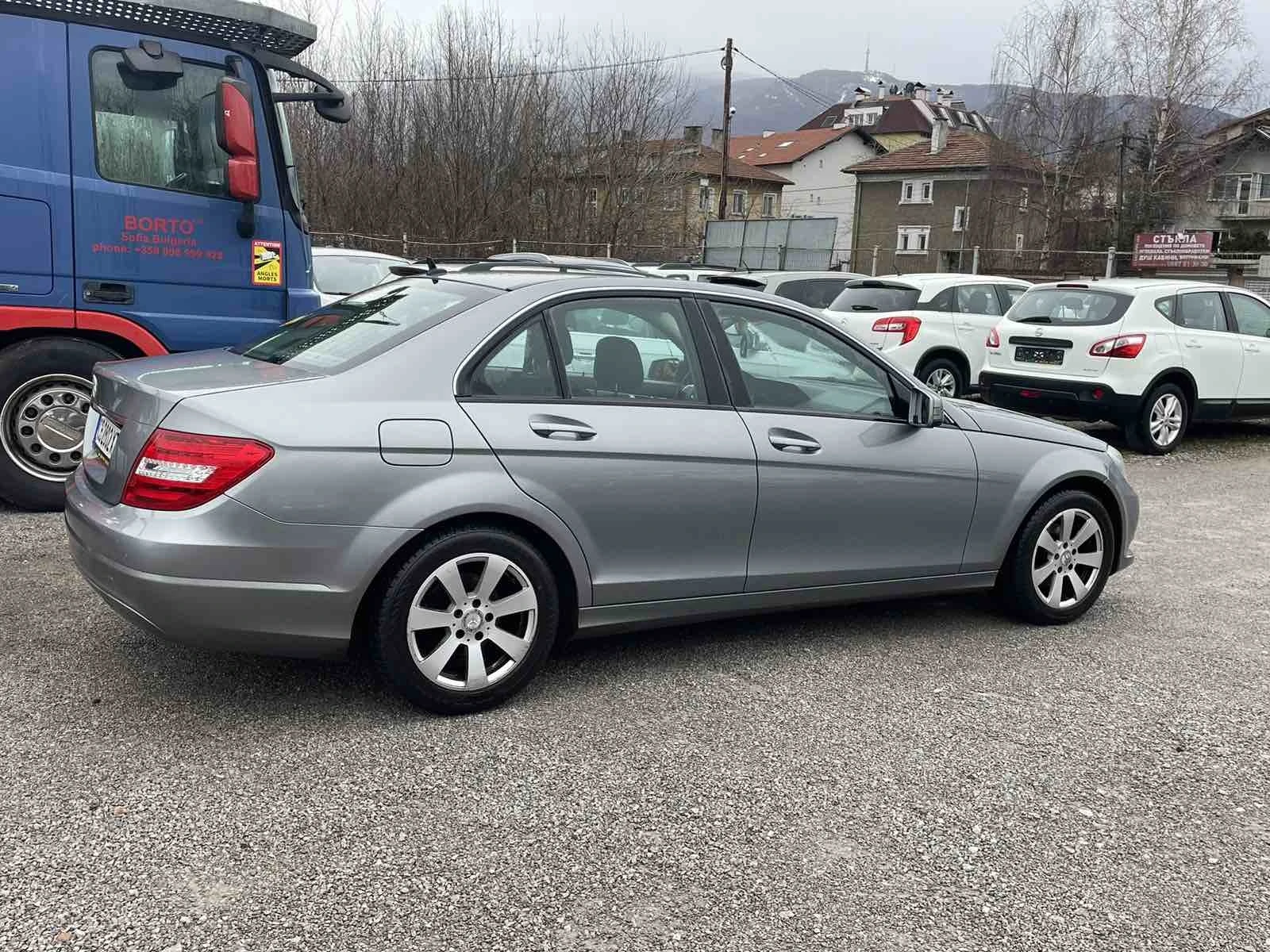 Mercedes-Benz C 180 2.2-CDI - изображение 6